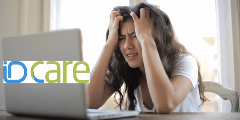 Woman looking to laptop screen highly distressed ‣ boss intelligence ‣ boss intelligence
